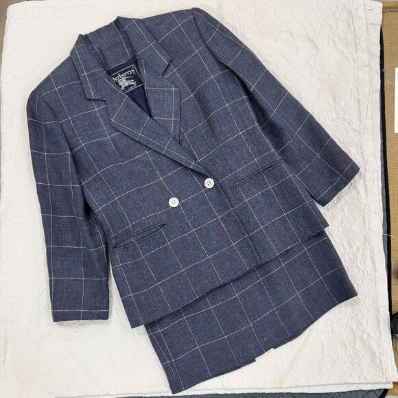 Vintage Burberrys Linen Navy Plaid Suit Size 4P - Picture 2 of 9